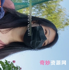 2V美女紧身热裤翘臀美腿粉色百度云视频