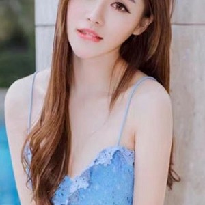 女神李夏娜：颜值网红身材美腿女王合集，1.2G视频冲起来